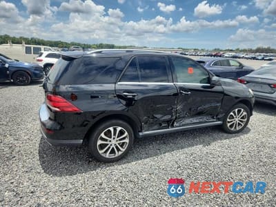 Trzecie zdjęcie samochodu z tyłu: 2016 MERCEDES-BENZ GLE 350 VIN:4JGDA5JB0GA741261 - miniatura