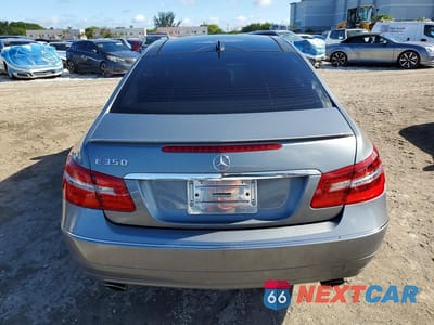 Zdjęcie 6 z 12 samochodu: 2013 MERCEDES-BENZ E 350 VIN:WDDKJ5KB3DF219058 - miniatura
