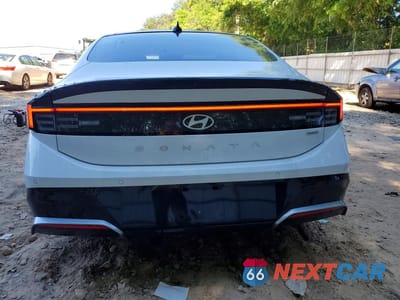 Zdjęcie 6 z 12 samochodu: 2025 HYUNDAI SONATA HYBRID LIMITED VIN:KMHL54JJ0SA128924 - miniatura