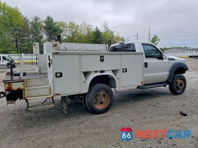 Trzecie zdjęcie samochodu z tyłu: 2016 FORD F450 SUPER DUTY VIN:1FDUF4GY6GEB27718 - miniatura