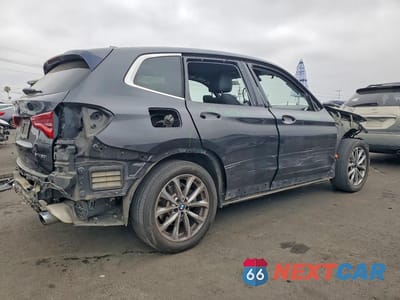 Trzecie zdjęcie samochodu z tyłu: 2019 BMW X3 SDRIVE30I VIN:5UXTR7C54KLE97169 - miniatura