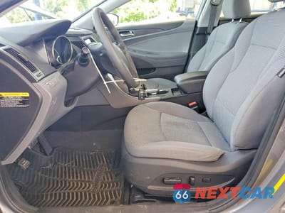 Zdjęcie 7 z 12 samochodu: 2012 HYUNDAI SONATA GLS VIN:5NPEB4AC4CH490174 - miniatura