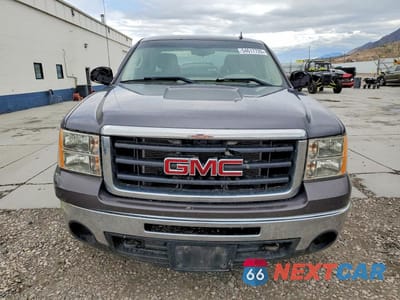 Piąte zdjęcie samochodu w środku: 2010 GMC SIERRA K1500 SLE VIN:1GTSKVE33AZ129866 - miniatura