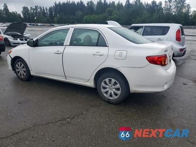 Drugie zdjęcie samochodu z przodu: 2010 TOYOTA COROLLA BASE VIN:1NXBU4EE8AZ232568 - miniatura