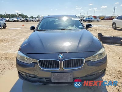 Piąte zdjęcie samochodu w środku: 2018 BMW 320 I VIN:WBA8E1G5XJNU90170 - miniatura