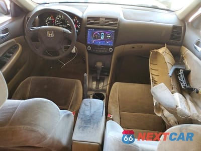 Zdjęcie 8 z 12 samochodu: 2007 HONDA ACCORD LX VIN:JHMCM56427C003496 - miniatura