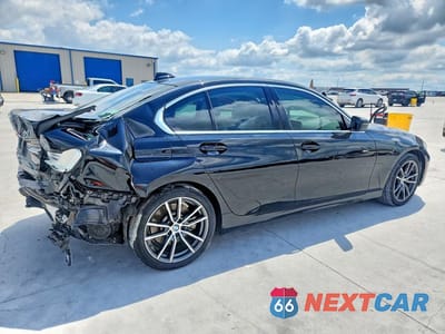 Trzecie zdjęcie samochodu z tyłu: 2020 BMW 330I VIN:3MW5R1J03L8B18860 - miniatura