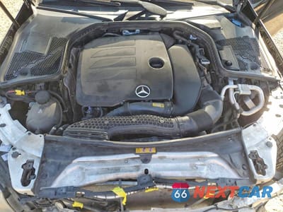 Zdjęcie 11 z 13 samochodu: 2019 MERCEDES-BENZ C 300 4MATIC VIN:55SWF8EB1KU297042 - miniatura