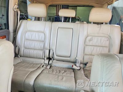 Zdjęcie 10 z 13 samochodu: 2004 LEXUS LX 470 VIN:JTJHT00W843548585 - miniatura