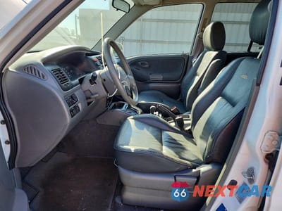 Zdjęcie 7 z 13 samochodu: 2001 SUZUKI GRAND VITARA JX VIN:JS3TD62V514163512 - miniatura