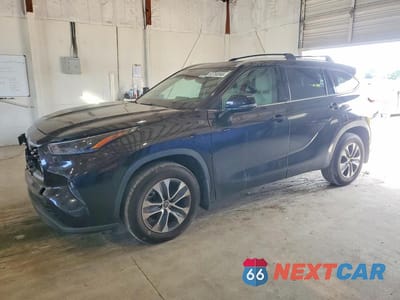 2022 TOYOTA HIGHLANDER XLE 5TDGZRBH4NS162214 - główne zdjęcie licytacji z USA - miniatura