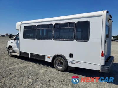Trzecie zdjęcie samochodu z tyłu: 2008 FORD ECONOLINE E450 SUPER DUTY CUTAWAY VAN VIN:1FD4E45S28DB00931 - miniatura