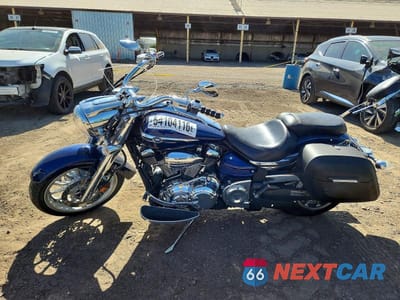 Trzecie zdjęcie samochodu z tyłu: 2014 YAMAHA XV1900 A VIN:JYAVP21E6EA007880 - miniatura