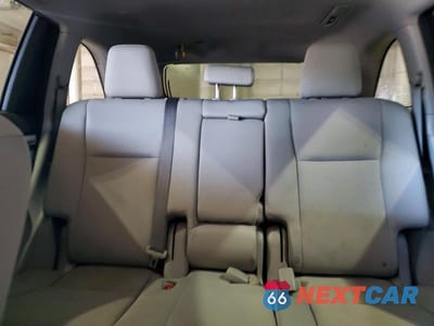 Zdjęcie 10 z 14 samochodu: 2016 TOYOTA HIGHLANDER LE VIN:5TDBKRFH6GS321150 - miniatura