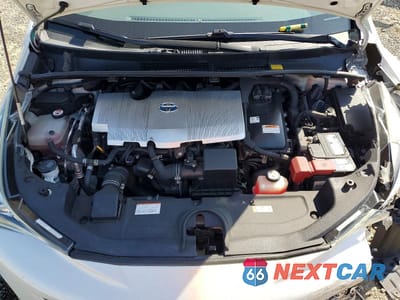 Zdjęcie 11 z 12 samochodu: 2018 TOYOTA PRIUS TWO VIN:JTDKBRFU7J3599920 - miniatura