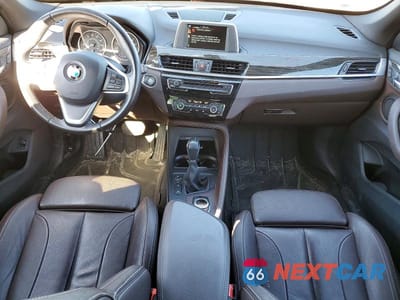 Zdjęcie 8 z 13 samochodu: 2017 BMW X1 XDRIVE28I VIN:WBXHT3C36H5F76696 - miniatura