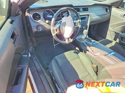 Zdjęcie 8 z 12 samochodu: 2014 FORD MUSTANG VIN:1ZVBP8AM7E5239220 - miniatura