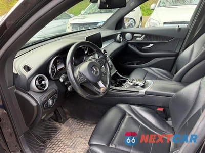 Piąte zdjęcie samochodu w środku: 2018 MERCEDES-BENZ GLC 300 4MATIC VIN:WDC0G4KB9JV026466 - miniatura