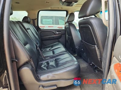 Zdjęcie 11 z 13 samochodu: 2009 CHEVROLET SUBURBAN K1500 LS VIN:1GNFK16389R245706 - miniatura