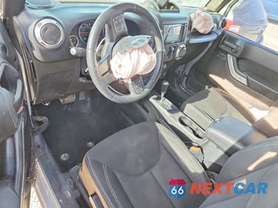 Zdjęcie 8 z 12 samochodu: 2015 JEEP WRANGLER SAHARA VIN:1C4AJWBG5FL703034 - miniatura