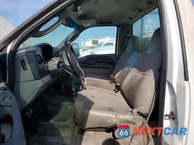 Zdjęcie 7 z 13 samochodu: 2007 FORD F350 SUPER DUTY VIN:1FTWF32P17EA84623 - miniatura