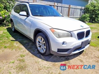 2013 BMW X1 XDRIVE28I WBAVL1C53DVR86785 - główne zdjęcie licytacji z USA - miniatura