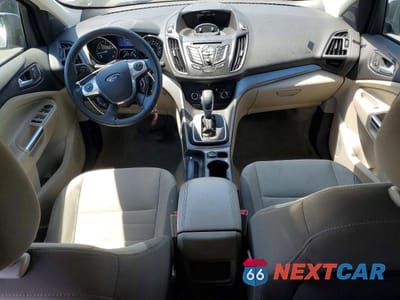 Zdjęcie 8 z 13 samochodu: 2013 FORD ESCAPE SE VIN:1FMCU9G93DUB50835 - miniatura