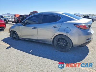 Drugie zdjęcie samochodu z przodu: 2016 SCION IA BASE VIN:3MYDLBZV9GY101252 - miniatura