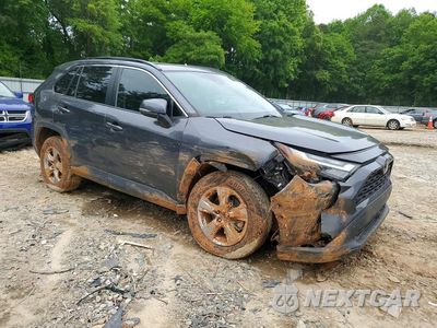 Czwarte zdjęcie samochodu z boku: 2022 TOYOTA RAV4 XLE VIN:2T3W1RFV0NC188506 - miniatura