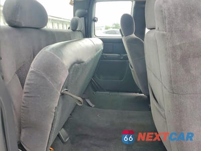 Zdjęcie 10 z 12 samochodu: 2002 CHEVROLET SILVERADO C1500 VIN:2GCEC19V221414616 - miniatura