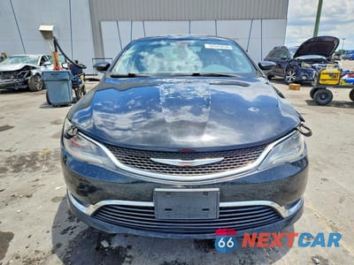 Piąte zdjęcie samochodu w środku: 2016 CHRYSLER 200 LIMITED VIN:1C3CCCAB7GN106095 - miniatura