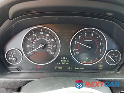 Zdjęcie 9 z 12 samochodu: 2013 BMW 3 SERIES VIN:WBA3A5C50DF352820 - miniatura