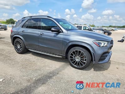 Czwarte zdjęcie samochodu z boku: 2023 MERCEDES-BENZ GLE 350 VIN:4JGFB4JB0PA955621 - miniatura