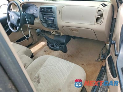 Zdjęcie 8 z 11 samochodu: 2001 MAZDA B3000 CAB PLUS VIN:4F4YR16U51TM30025 - miniatura