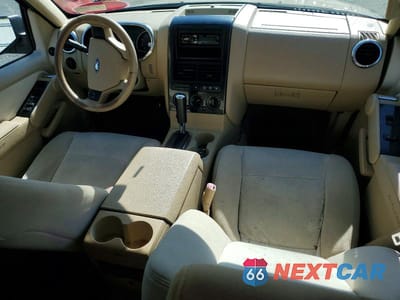 Zdjęcie 8 z 13 samochodu: 2006 FORD EXPLORER XLT VIN:1FMEU73E26UB15254 - miniatura
