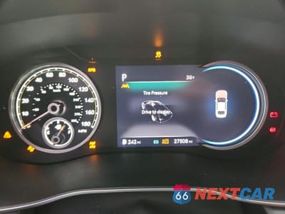 Zdjęcie 9 z 12 samochodu: 2023 GENESIS G70 3.3T STANDARD VIN:KMTG54TE6PU114975 - miniatura