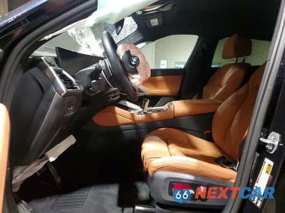 Zdjęcie 7 z 13 samochodu: 2026 BMW X6 XDRIVE40I VIN:5UX33EX06T9395257 - miniatura