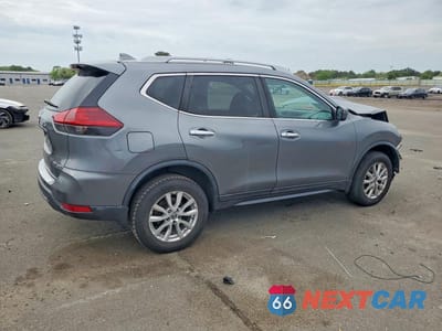 Trzecie zdjęcie samochodu z tyłu: 2018 NISSAN ROGUE S VIN:5N1AT2MV1JC750953 - miniatura