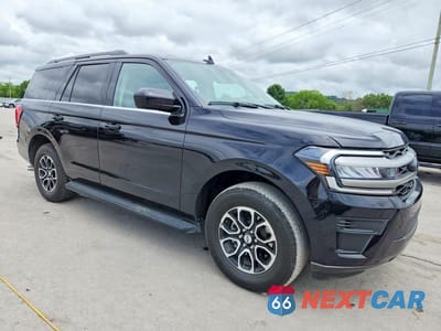 Czwarte zdjęcie samochodu z boku: 2024 FORD EXPEDITION XLT VIN:1FMJU1J84REA41892 - miniatura