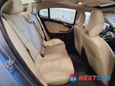 Zdjęcie 10 z 12 samochodu: 2018 VOLVO S60 INSCRIPTION VIN:LYV402TK7JB173030 - miniatura