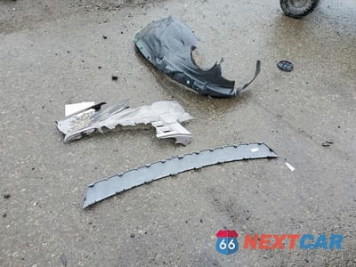 Zdjęcie 13 z 14 samochodu: 2025 VOLVO XC40 CORE VIN:YV4L12UJ1S2570263 - miniatura