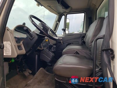 Zdjęcie 7 z 13 samochodu: 2019 INTERNATIONAL 4300 BOX TRUCK VIN:1HTMMMML0KH602390 - miniatura