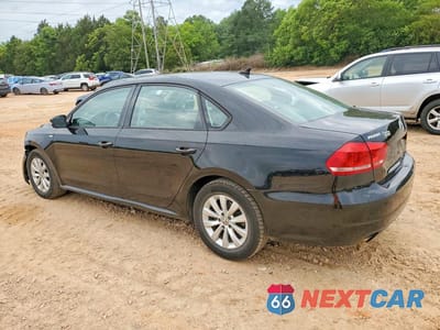 Drugie zdjęcie samochodu z przodu: 2015 VOLKSWAGEN PASSAT S VIN:1VWAT7A37FC011224 - miniatura