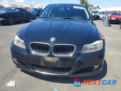 Piąte zdjęcie samochodu w środku: 2010 BMW 328 I SULEV VIN:WBAPH5G59ANM71023 - miniatura