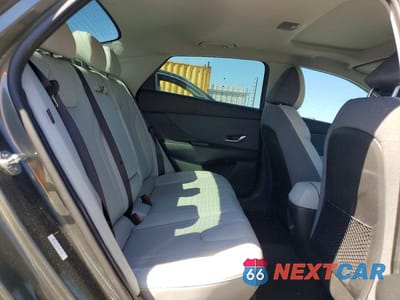 Zdjęcie 10 z 13 samochodu: 2024 HYUNDAI ELANTRA LIMITED VIN:KMHLP4DG1RU797626 - miniatura