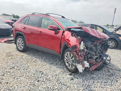 Czwarte zdjęcie samochodu z boku: 2021 TOYOTA RAV4 XLE PREMIUM VIN:JTMC1RFV4MD079947 - miniatura
