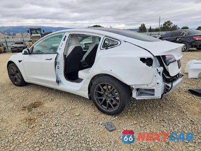 Drugie zdjęcie samochodu z przodu: 2023 TESLA MODEL 3 VIN:5YJ3E1EA7PF607255 - miniatura