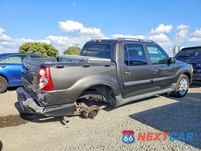 Trzecie zdjęcie samochodu z tyłu: 2005 FORD EXPLORER SPORT TRAC VIN:1FMZU67K55UA59546 - miniatura