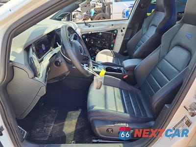 Zdjęcie 7 z 12 samochodu: 2022 VOLKSWAGEN GOLF R VIN:WVWEB7CD4NW165450 - miniatura