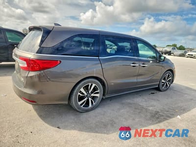 Trzecie zdjęcie samochodu z tyłu: 2019 HONDA ODYSSEY ELITE VIN:5FNRL6H90KB112001 - miniatura